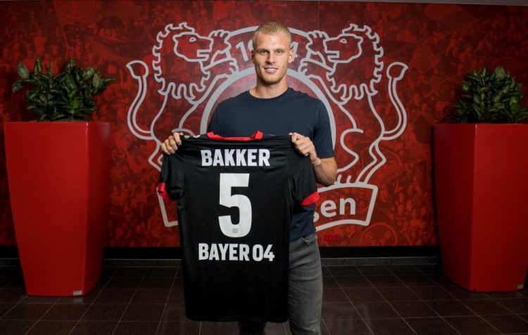 武磊：不要说三连冠，可能拿一个冠军都非常不容易（武磊：别谈三连冠，先拿一个冠军都不容易）