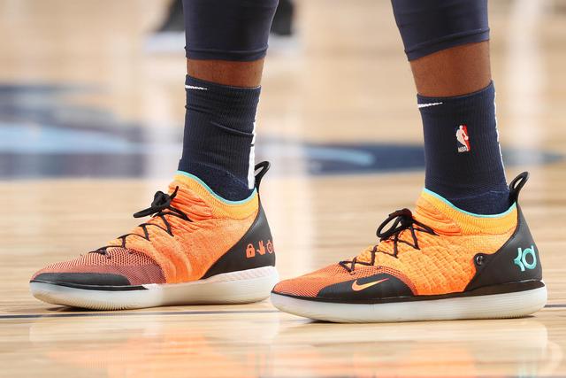 复盘利物浦1-1桑德兰：斯洛特迷之操作令人无语，维尔茨小基救主（赛后解析：利物浦1-1桑德兰，斯洛特用人令人费解，维尔茨小基扳平救主）