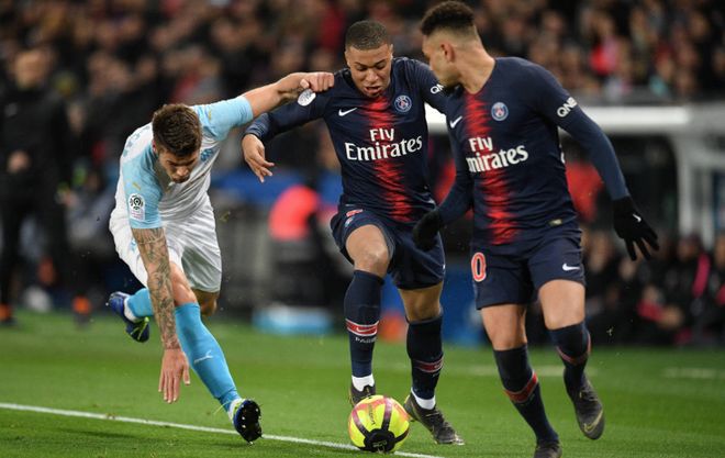 足球意大利名帅重返教练席，引全球媒体关注